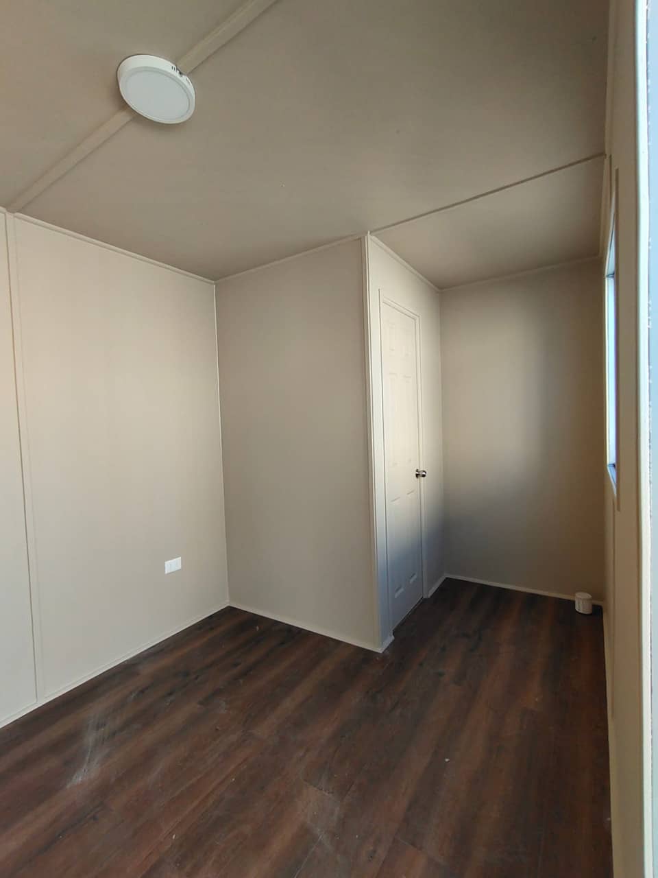 20-Fuß-Bürocontainer mit Bad (Ref. 1101) – Ansicht 5