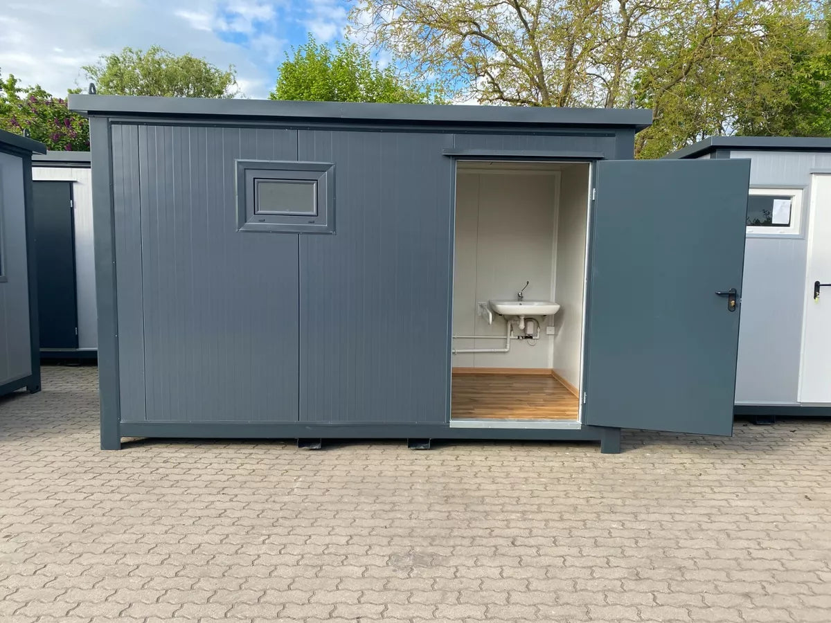Sanitärcontainer mit WC und Rampe (Ref. 3907) – Ansicht 2