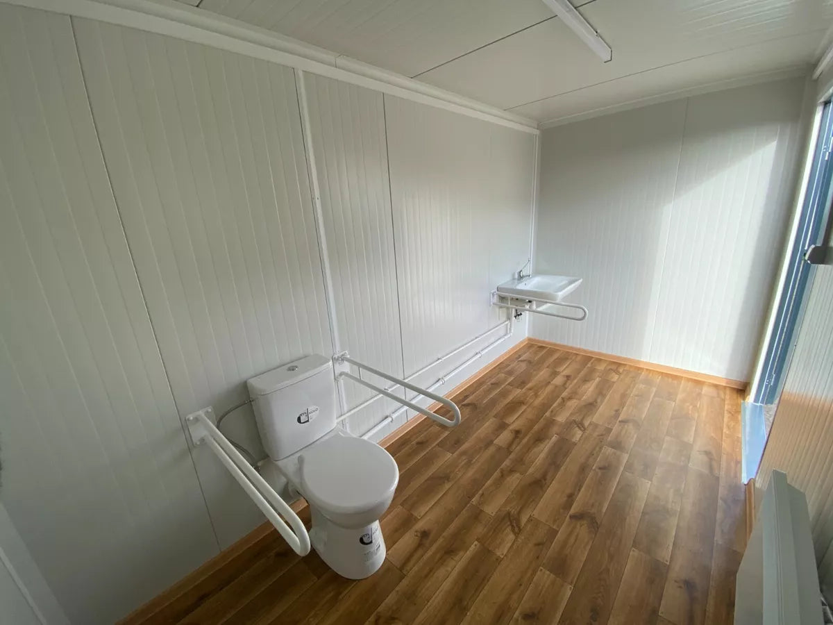 Sanitärcontainer mit WC und Rampe (Ref. 3907) – Ansicht 6